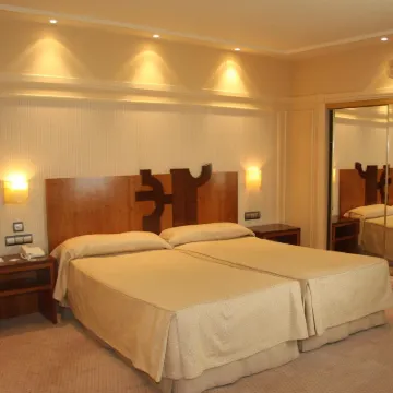 Hotel Olid Hotels near Columbus Monument