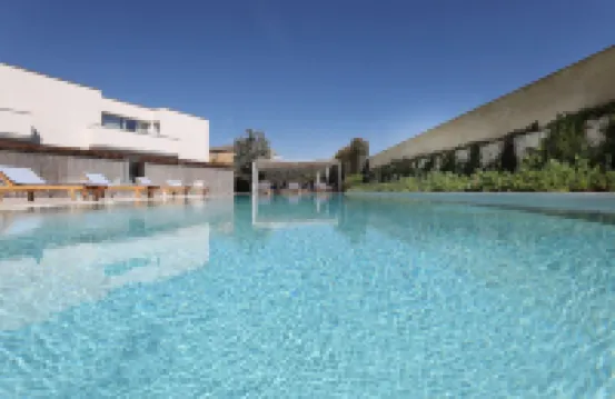 薩倫託住宅套房酒店