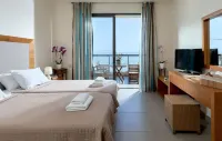Creteco Hotel & Suites - balcony