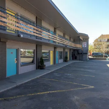 Bel Aire Motel