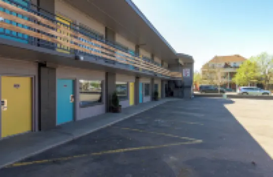 Bel Aire Motel