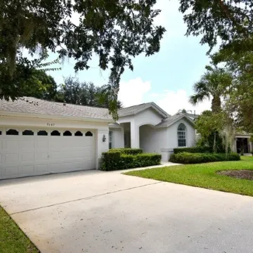 Greater Groves - 5 Bedrooms House w/Pool-5202GG Home by RedAwning