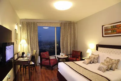 TreeHouse Queens Pearl Hotel a 