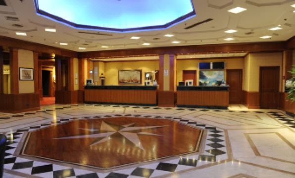 Tower Genova Airport - Hotel & Conference Center