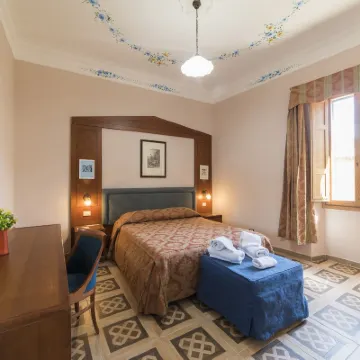 Al Seminario Hotels near Hadrian's Villa