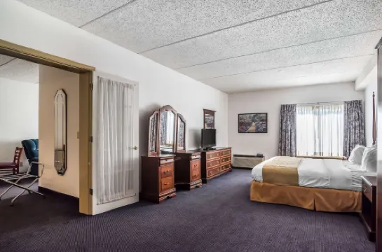 Quality Inn & Suites Albany Airport