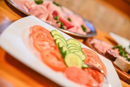 Hotel Weinheber Hornung Отели в г. Гроскарлбах