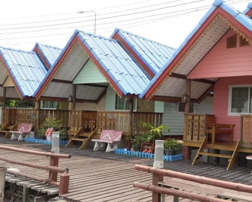 สำเภาเงินโฮมสเตย์ โรงแรมในอำเภอ บ้านแหลม