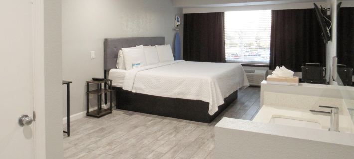 Capri Suites Anaheim Hotels in Anaheim