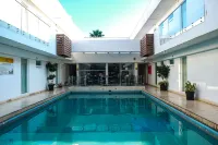 Hotel St. George - Pool