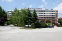 هوتل جراند Hotels near Jumbo Sarajevo