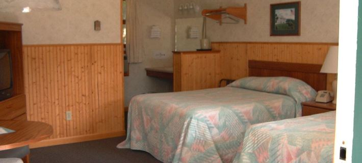 Catskill Motor Court Hotels in Catskill