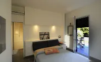 Art House Quartu - Margine Rosso
