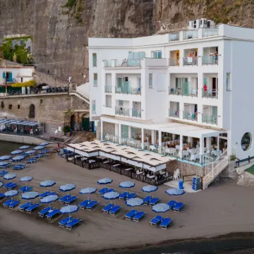 Hotel Giosue' a Mare Sorrento Hotels near Peter's Beach