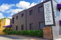 Curacao Suites Hotel