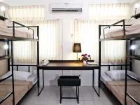 G9Bangkok Hotels near BTS-Mo Chit