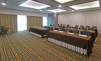 Wyndham Garden Guadalajara Acueducto