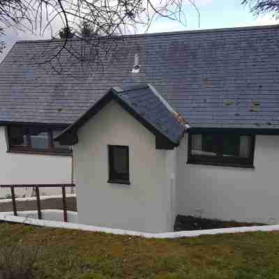 Loch Eyre Cottage Hotel Exterior