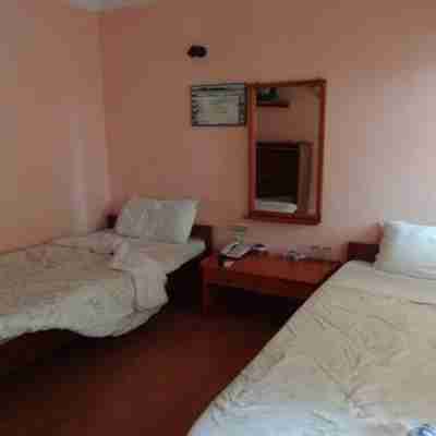 The White Lake Hotel Rooms