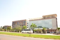 Hotel Boulevard Hotels near Carrefour ÉVASION