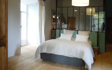 Chateau de Villeclare Отели в г. Сент-Андре