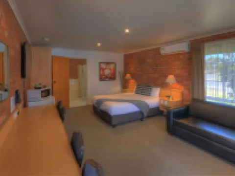 Pevensey Motor Lodge Hotels in Echuca