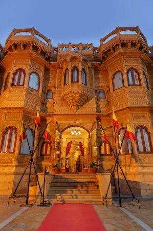 Hotel Lal Garh Fort and Palace