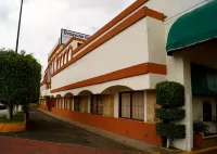 Hotel & Suites Villa del Sol Hotel a Alvaro Obregon