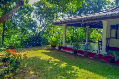 Sommersheild Cottage Hotels in Thotagamuwa