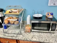 Days Inn by Wyndham Statesboro - Frühstück