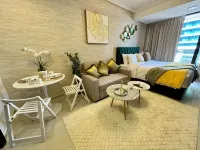 Cosmos Living Sleek and Stylish GCV2