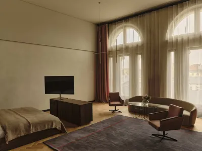 Grand Hotel Hotels in 