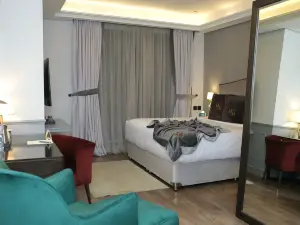 Ambiance Boutique Art Hotel Lahore