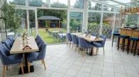 Hotel Opal - breakfast