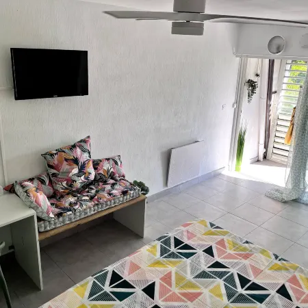 Charming Studio Apartment in Le Gosier, Guadeloupe