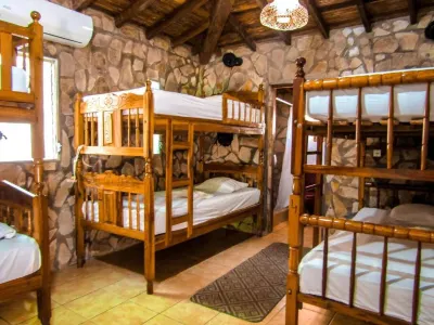 Room in BB - Family Room With Ac 5 Hoteles cerca de Playa Las Penitas