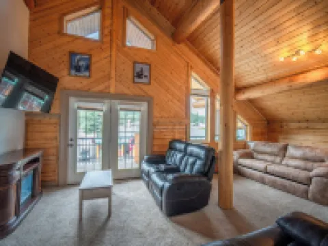 Alpine Lodge Hotel Hotels in Cascade
