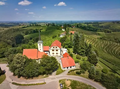 Dvorec Jeruzalem Hotels in Ljutomer