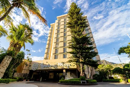Hotel Honduras Maya Отели в г. Тегусигальпа