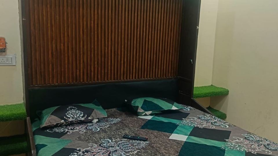 Elvin Hotel Karnal