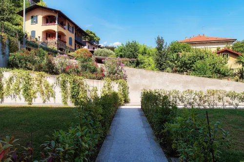 Casa Sofia - by Myhomeincomo