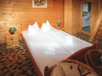 Log Cabin by Fahrsee with Lake Sauna Hotéis em Templin