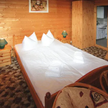 Log Cabin by Fahrsee with Lake Sauna