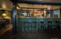 Neeld Arms Hotels in Castle Combe