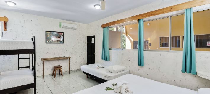 Hotel Tamarindo Inn - 1 mi to Tamarindo Beach Hotels in Tamarindo