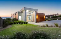 Point Haven Solar Pool Basketball Court & Views Hotels in Mount Martha