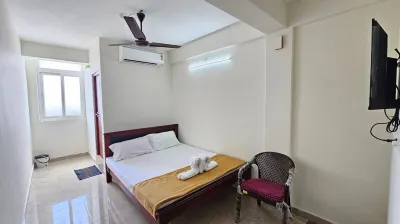 L D Residency Hotels in Velanganni