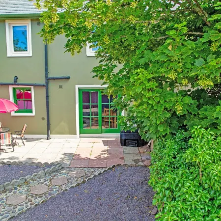 Dingle Town Holiday Home by Trident Holiday Homes