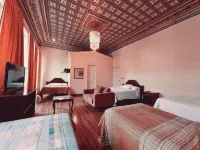 Hotel Chat Noir Cuenca Hotel a 