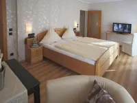 Hotel Haus Christa Hotels in Bad Bertrich